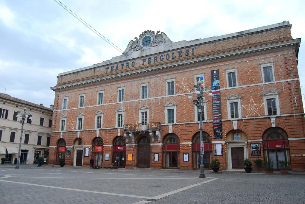 Hotel Mariani Iesi Exterior foto